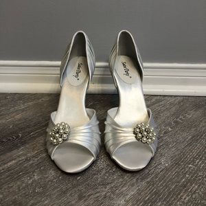 Satin Party brand new heels